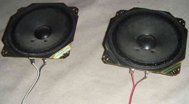 Altavoces.