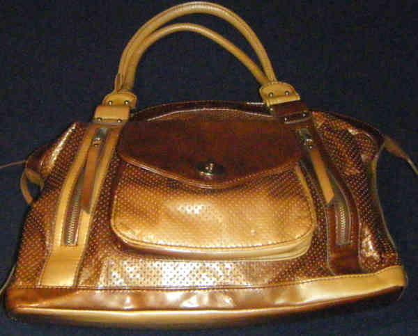 Bolso Dorado.