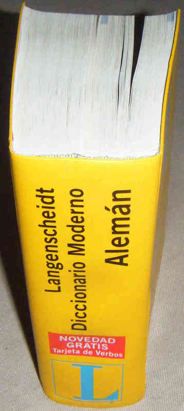 Lote D  Diccionario Alemán - Español