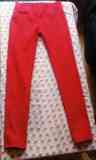 Pantalón rojo talla 36 berskra