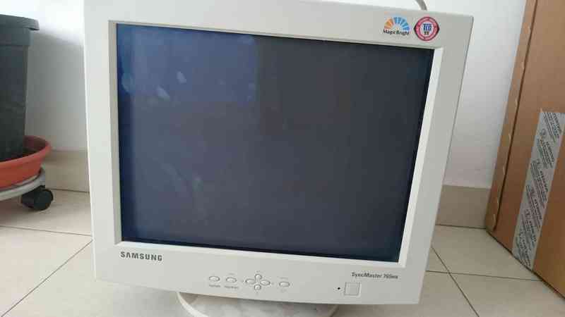 Monitor Samsung SyncMaster 765MB