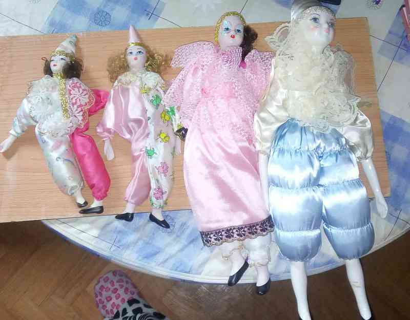 Muñecas de porcelana