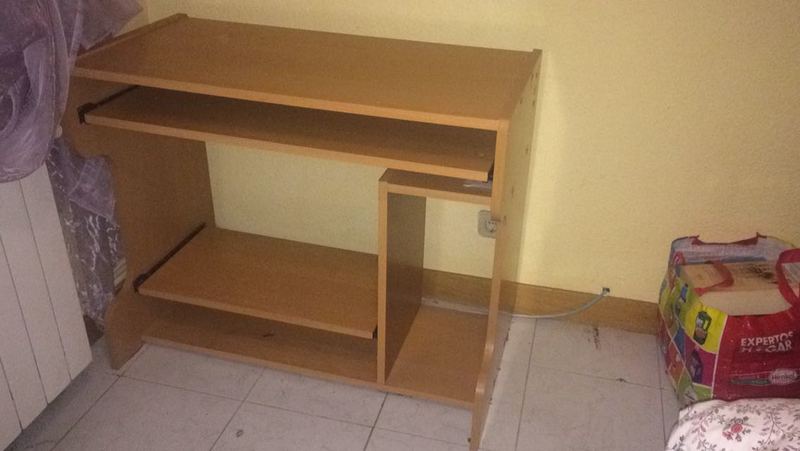 Se regala escritorio