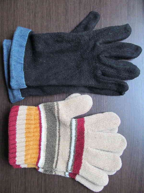 Dos pares de guantes