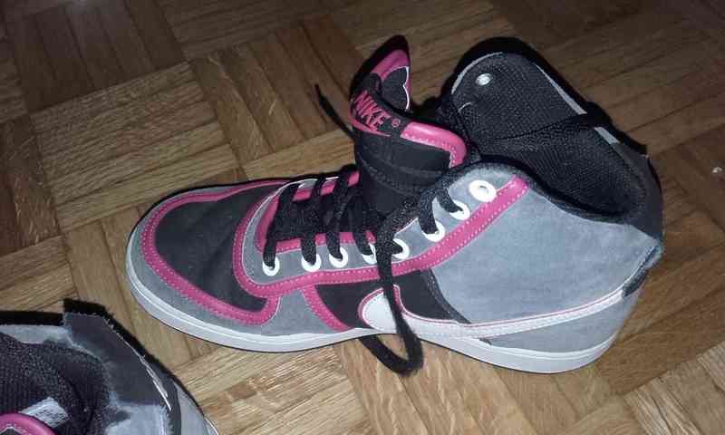 Deportivas Nike usadas pero en buen estado