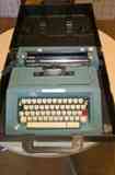 Máquina de escribir Olivetti Studio 36
