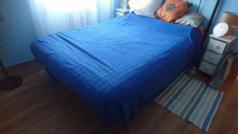 colchón y somier de 135cmx190cm