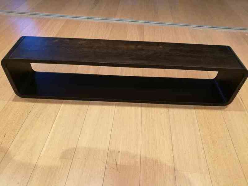 2 Estanterías de madera 