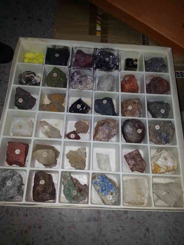 Colección 36 minerales grandes catalogados