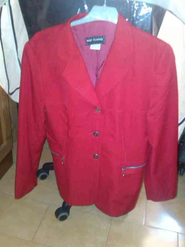 Chaqueta roja Regalo