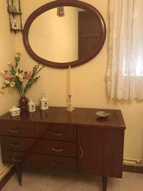 Cómoda años sesenta