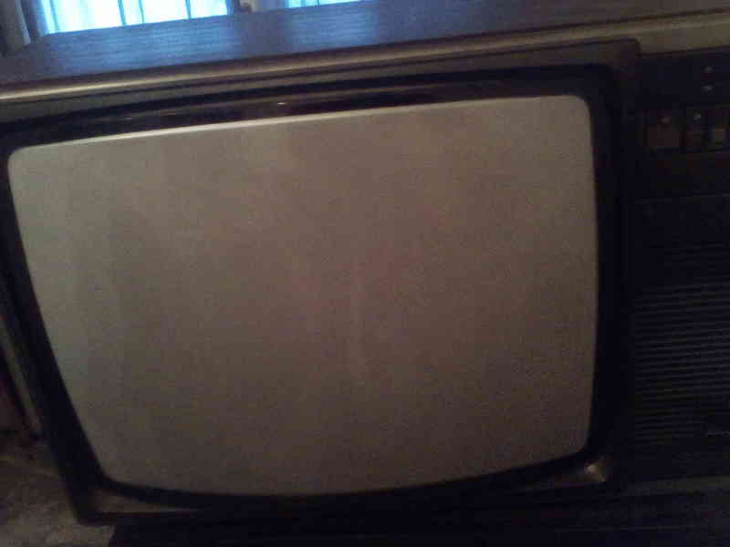 Televisión muy antigua