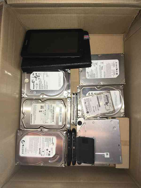 MATERIAL INFORMATICO - DISCOS DUROS, MEMORIAS RAMS, TABLETS