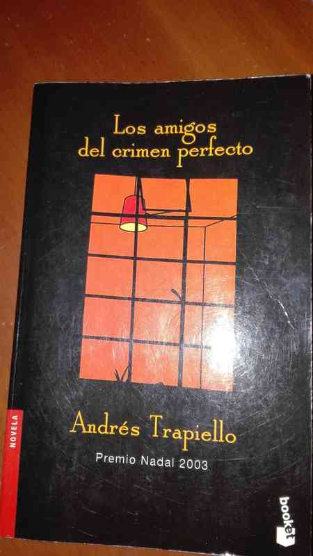 Libro "Los amigos del crimen perfecto"(butzy)