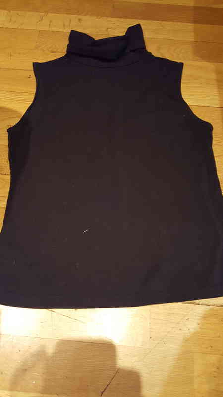 N° 02 - camiseta negra