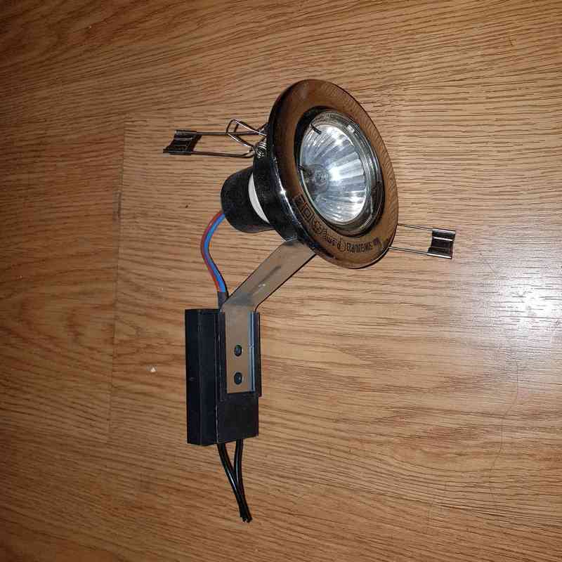 5 Soportes para bombillas dicroicas