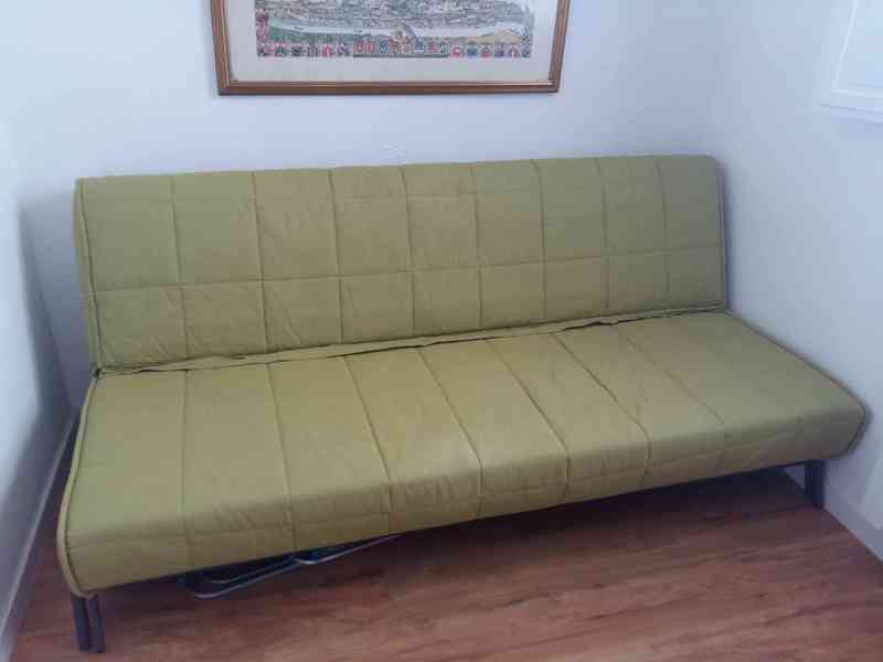 Sofá cama en perfecto estado 