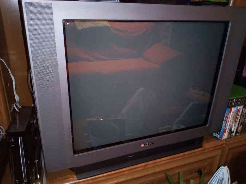 TV Sony con mando