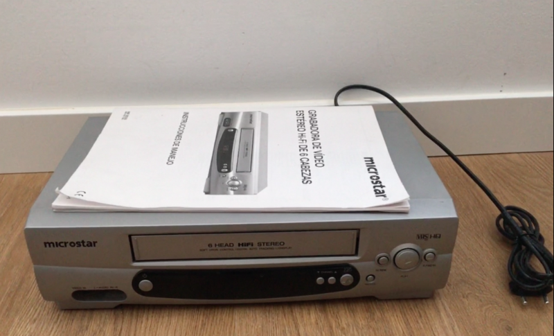Regalo reproductor vídeo VHS