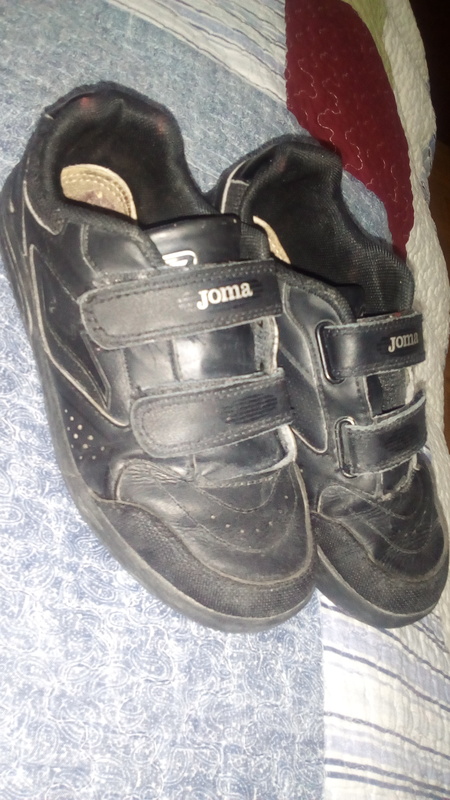 Zapatillas negras Joma 32