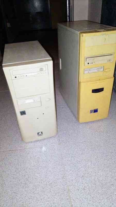 2 Torres de ordenador