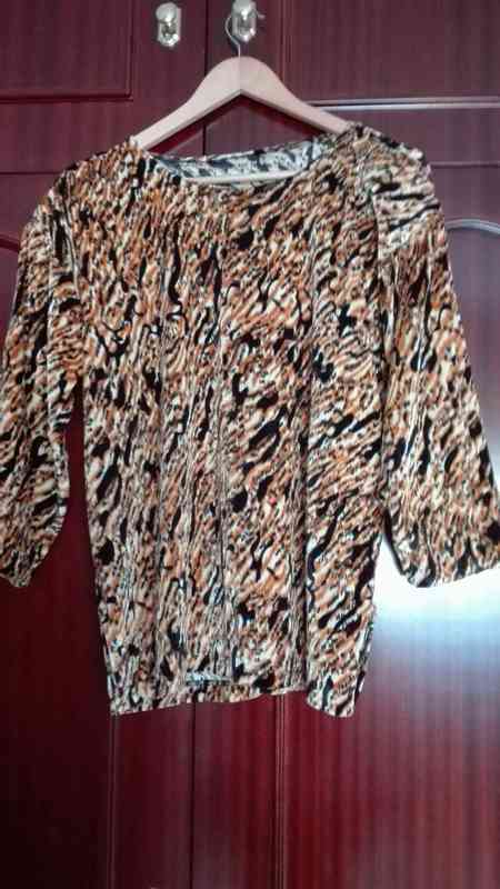 Camiseta de manga larga con dibujos tipo leopardo. Talla XL(cata15)