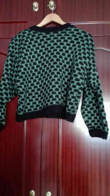 Jersey de punto, verde y negro. Talla XL(butzy)