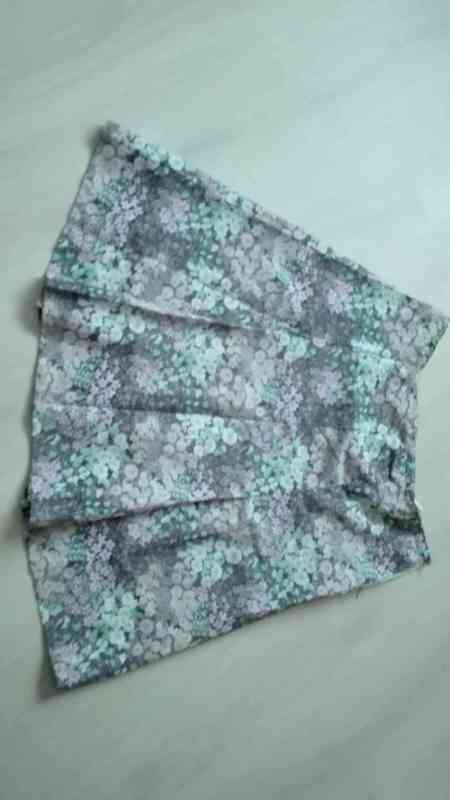 Falda de flores. Talla XL(cata15)