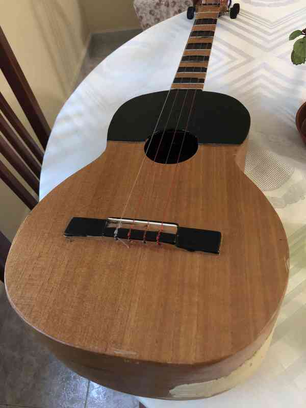 Ukelele o cuatro venezolano