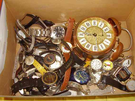 Muchos relojes de todo tipo