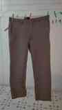 Pantalon chico, Talla 35/30. Color gris clarito(butzy)