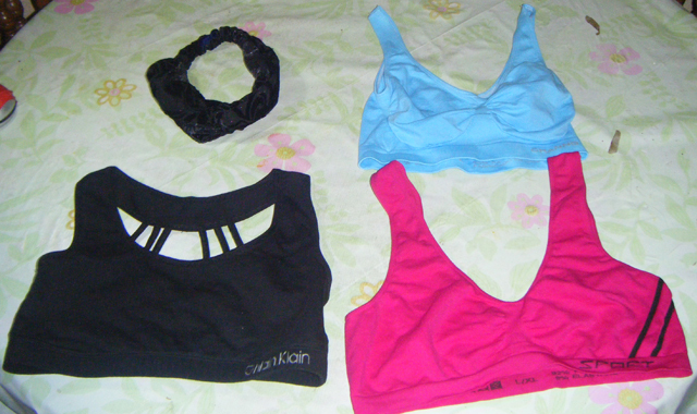 Lote de tops deportivos.