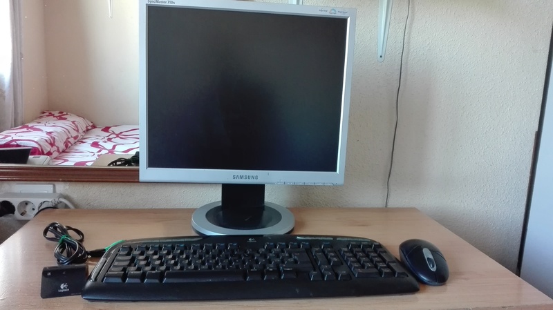 Regalo monitor, teclado y raton inalambrico