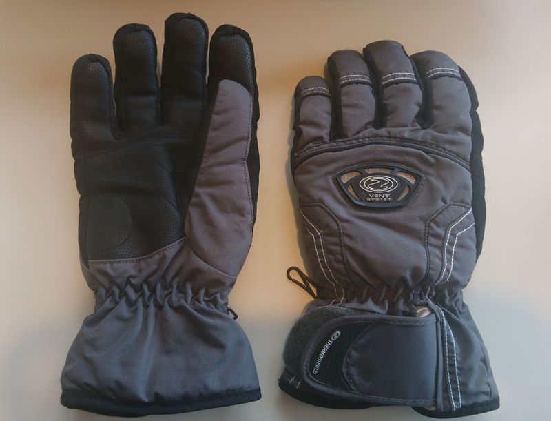 Regalo guantes talla 8 (equivalente S adulto)