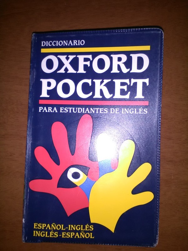 Libro. Diccionario Oxford Pocket.