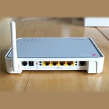 Thomson TG585 V7 4 poorts ADSL ADSL2 Modem router
