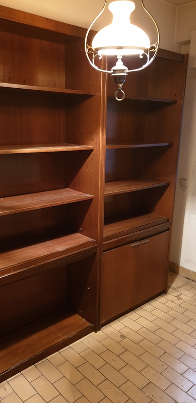 Estantería de madera 