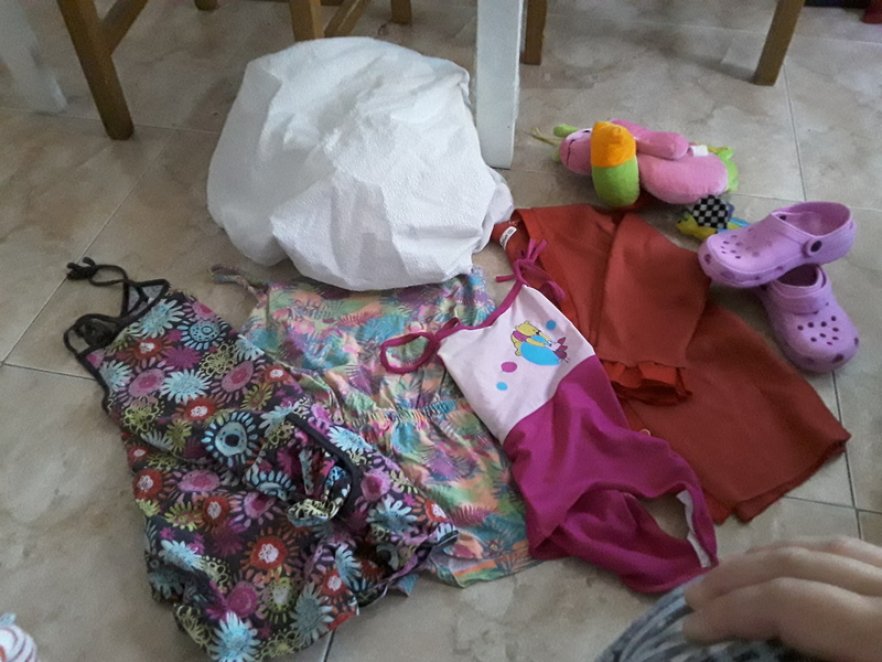 regalo - Se regala ropa niña verano - Madrid, Comunidad de Madrid, España 