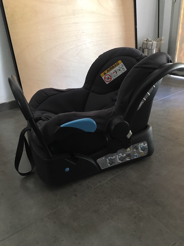 Cadireta cotxe per a bebés de 0 a 1 any aprox.