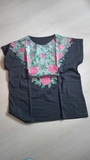 Camiseta negra flores. Talla XL(mayte8)