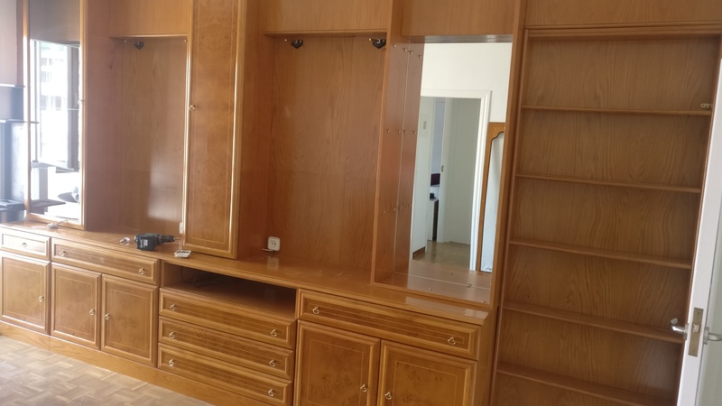 Mueble de salón desmontado