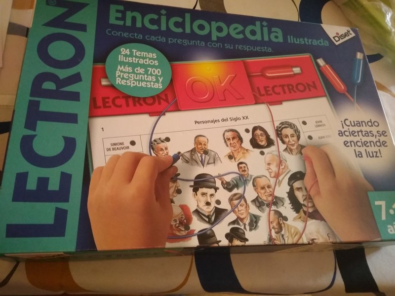 Juego enciclopedia 