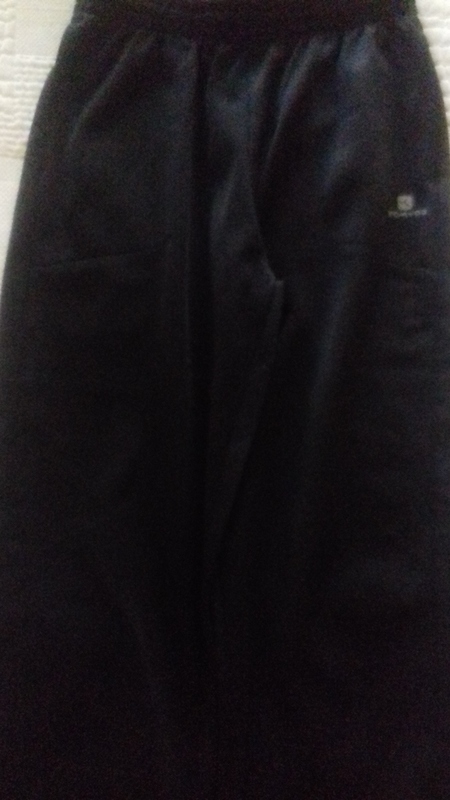 Dos pantalones chandal talla 10 años 