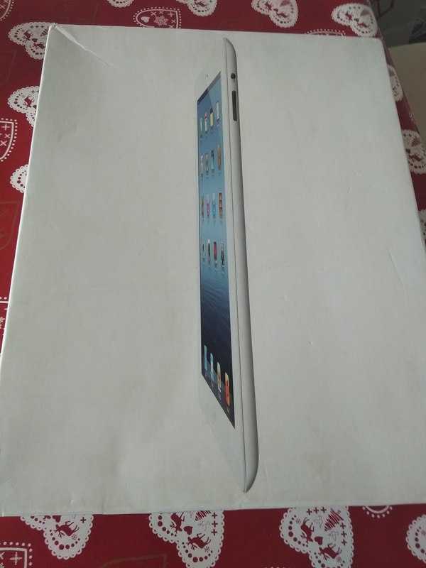 Caja iPad 16 GB Wi-Fi blanca