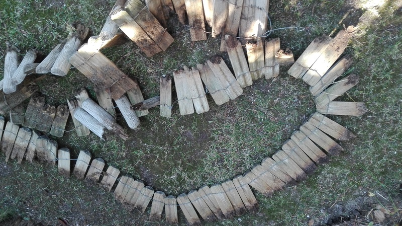 Bordes de madera para el jardin.(  wiiway)