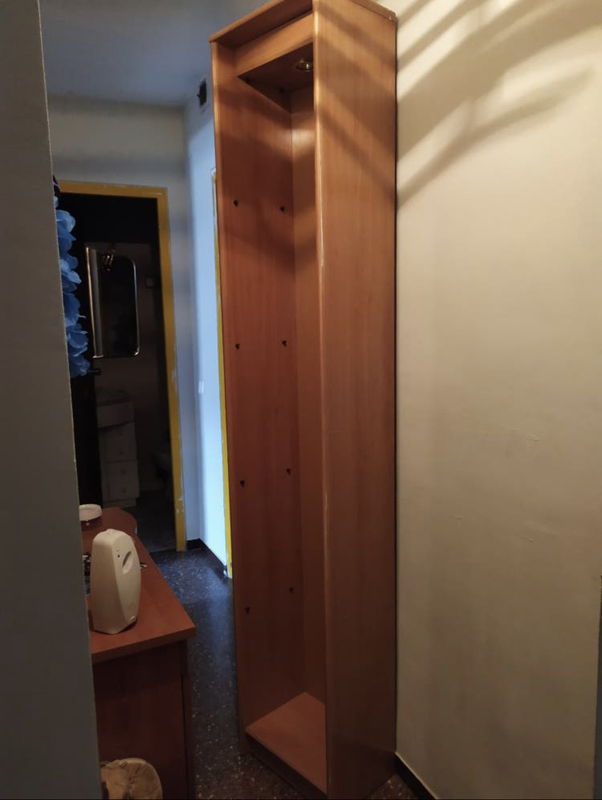 Mueble -estantería madera y cristal