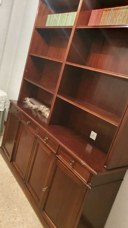 Regalo mueble de salón. 