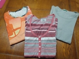 3 camisetas. T-M