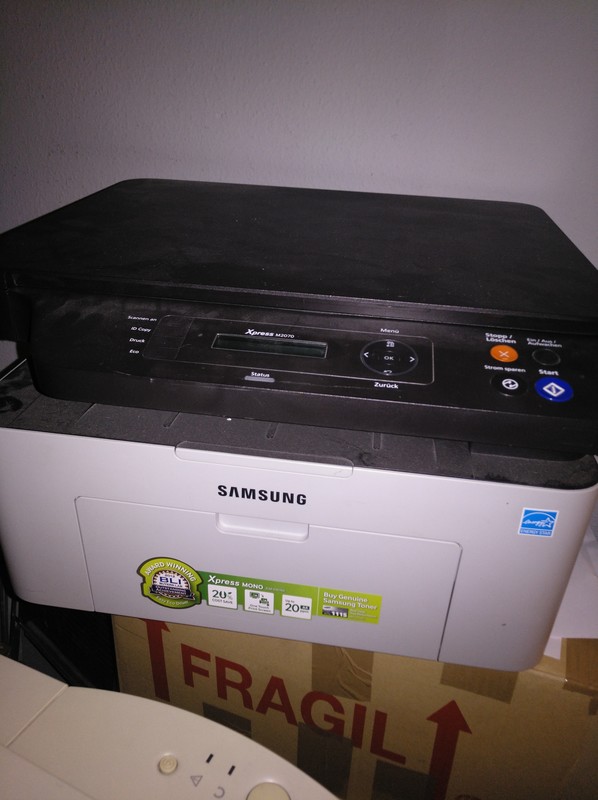Impresora escaner Samsung xpress M2070