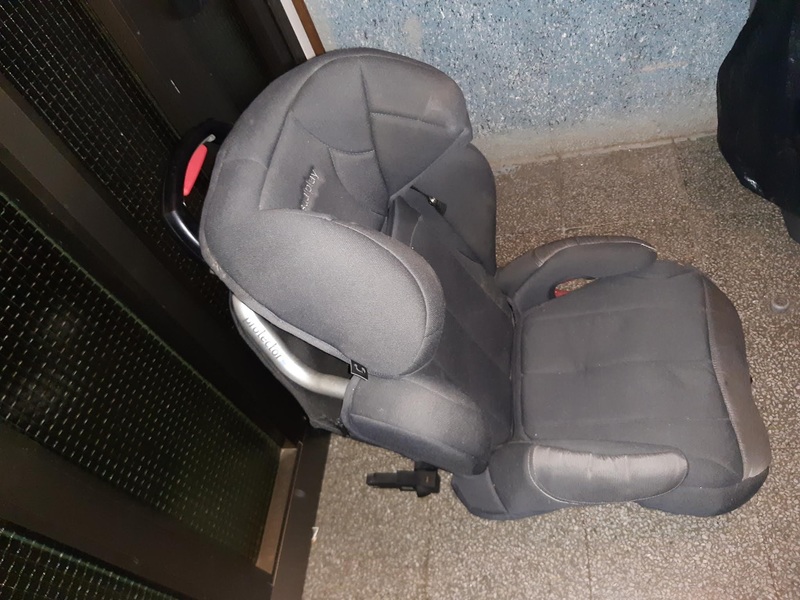 Regalo silla infantil para coche ( 15-35kg,)